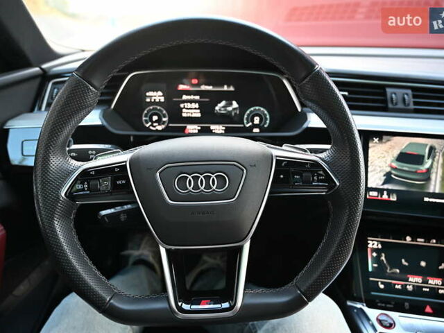 Черный Ауди E-Tron, объемом двигателя 0 л и пробегом 65 тыс. км за 44284 $, фото 14 на Automoto.ua