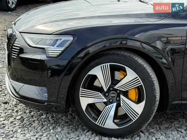 Черный Ауди E-Tron, объемом двигателя 0 л и пробегом 80 тыс. км за 34500 $, фото 20 на Automoto.ua