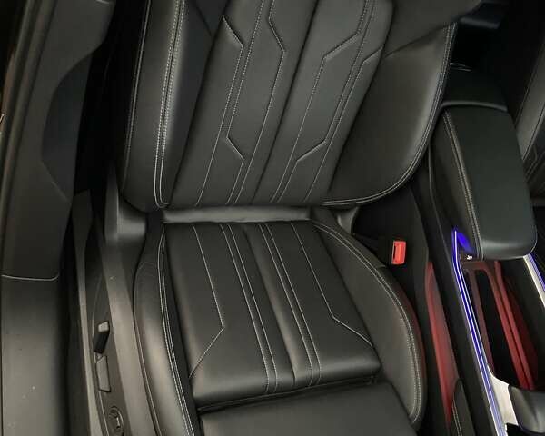 Черный Ауди E-Tron, объемом двигателя 0 л и пробегом 101 тыс. км за 38777 $, фото 59 на Automoto.ua