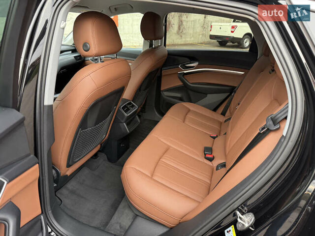 Черный Ауди E-Tron, объемом двигателя 0 л и пробегом 79 тыс. км за 29999 $, фото 43 на Automoto.ua