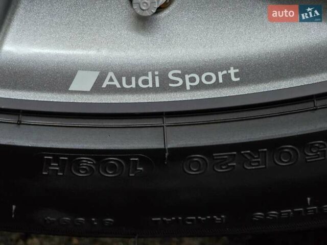 Черный Ауди E-Tron, объемом двигателя 0 л и пробегом 40 тыс. км за 48888 $, фото 84 на Automoto.ua