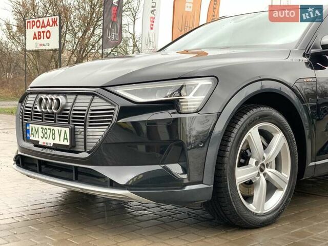 Черный Ауди E-Tron, объемом двигателя 0 л и пробегом 64 тыс. км за 35955 $, фото 10 на Automoto.ua