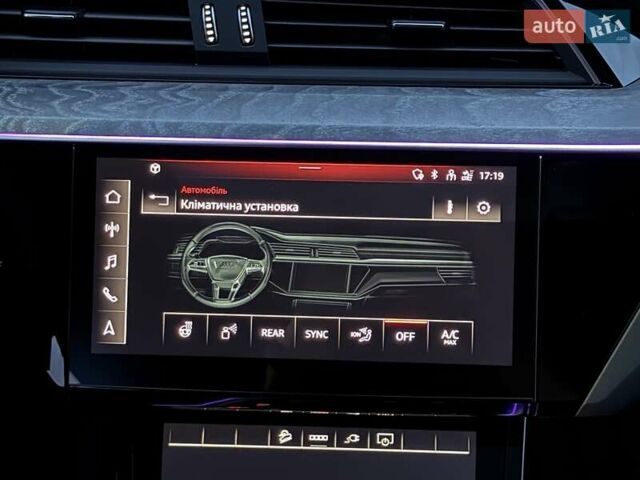 Чорний Ауді E-Tron, об'ємом двигуна 0 л та пробігом 103 тис. км за 36600 $, фото 43 на Automoto.ua