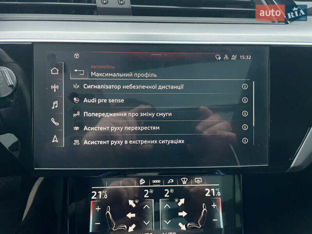 Черный Ауди E-Tron, объемом двигателя 0 л и пробегом 89 тыс. км за 39900 $, фото 55 на Automoto.ua