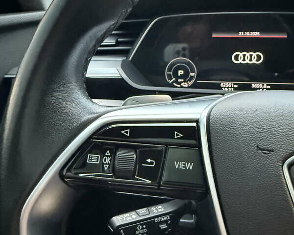 Черный Ауди E-Tron, объемом двигателя 0 л и пробегом 62 тыс. км за 36200 $, фото 18 на Automoto.ua