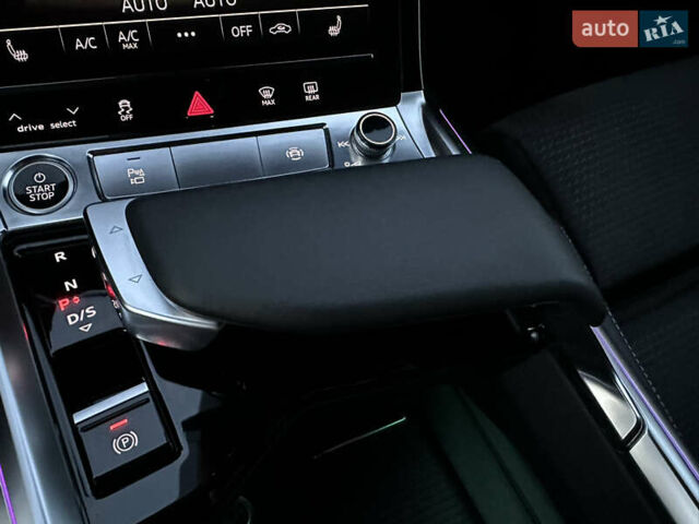 Черный Ауди E-Tron, объемом двигателя 0 л и пробегом 158 тыс. км за 31000 $, фото 67 на Automoto.ua