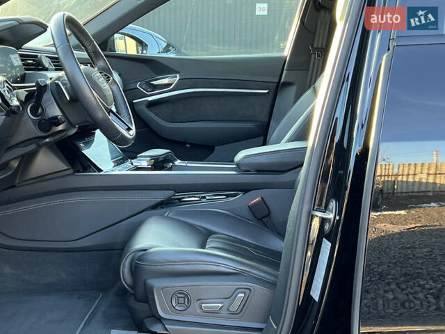 Черный Ауди E-Tron, объемом двигателя 0 л и пробегом 32 тыс. км за 47561 $, фото 25 на Automoto.ua