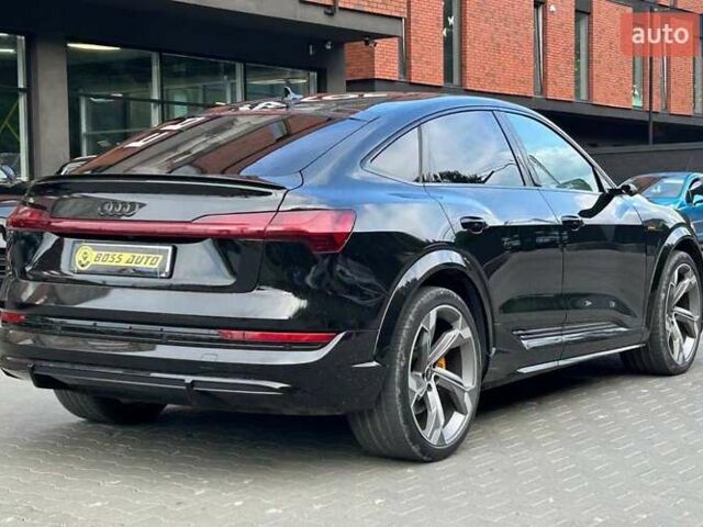 Чорний Ауді E-Tron, об'ємом двигуна 0 л та пробігом 83 тис. км за 43000 $, фото 5 на Automoto.ua