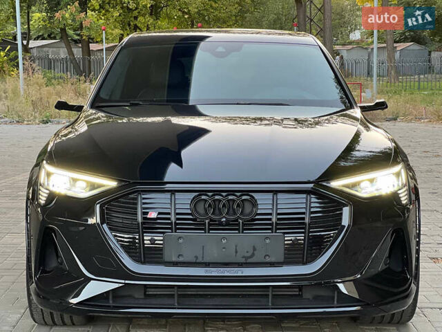 Черный Ауди E-Tron, объемом двигателя 0 л и пробегом 26 тыс. км за 49500 $, фото 1 на Automoto.ua