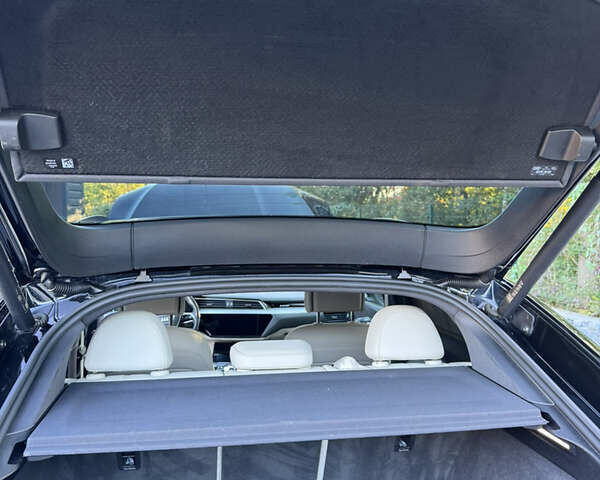 Черный Ауди E-Tron, объемом двигателя 0 л и пробегом 91 тыс. км за 36500 $, фото 47 на Automoto.ua