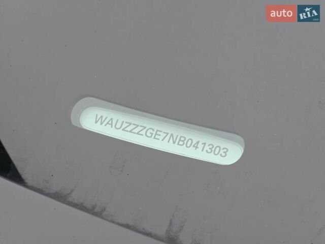 Чорний Ауді E-Tron, об'ємом двигуна 0 л та пробігом 61 тис. км за 47777 $, фото 30 на Automoto.ua