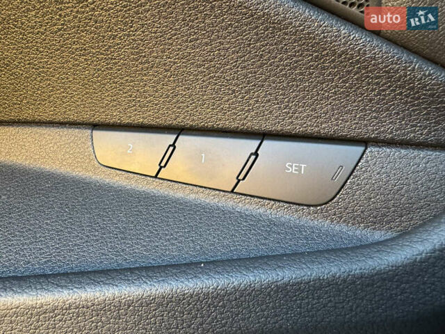 Черный Ауди E-Tron, объемом двигателя 0 л и пробегом 129 тыс. км за 27777 $, фото 29 на Automoto.ua