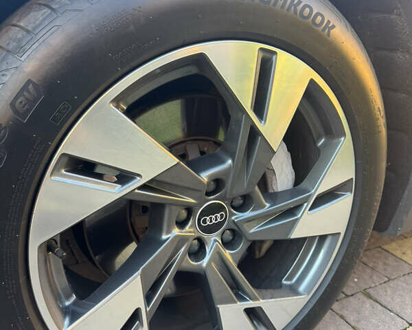 Черный Ауди E-Tron, объемом двигателя 0 л и пробегом 129 тыс. км за 27499 $, фото 37 на Automoto.ua