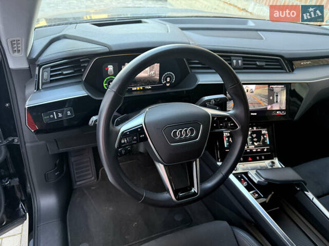 Чорний Ауді E-Tron, об'ємом двигуна 0 л та пробігом 55 тис. км за 36199 $, фото 26 на Automoto.ua
