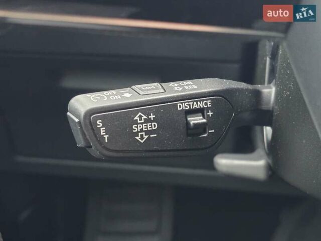 Черный Ауди E-Tron, объемом двигателя 0 л и пробегом 43 тыс. км за 45999 $, фото 89 на Automoto.ua