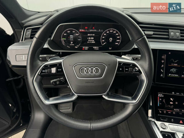 Черный Ауди E-Tron, объемом двигателя 0 л и пробегом 100 тыс. км за 38500 $, фото 43 на Automoto.ua