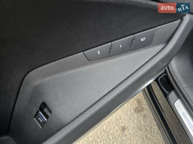 Чорний Ауді E-Tron, об'ємом двигуна 0 л та пробігом 61 тис. км за 47777 $, фото 53 на Automoto.ua