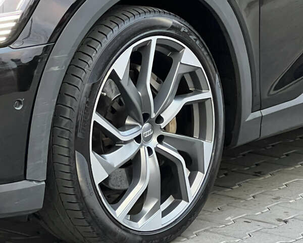 Чорний Ауді E-Tron, об'ємом двигуна 0 л та пробігом 112 тис. км за 33900 $, фото 3 на Automoto.ua