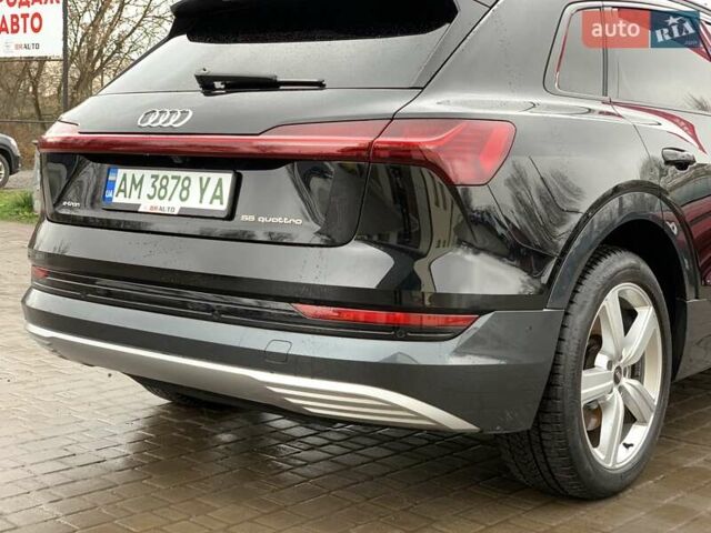Черный Ауди E-Tron, объемом двигателя 0 л и пробегом 64 тыс. км за 35955 $, фото 22 на Automoto.ua