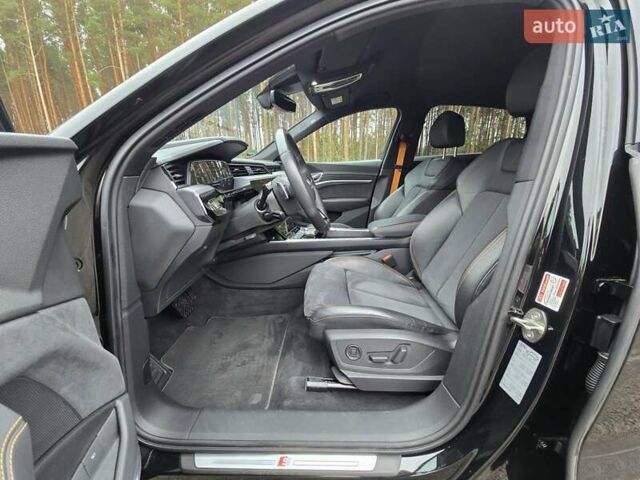 Черный Ауди E-Tron, объемом двигателя 0 л и пробегом 43 тыс. км за 45999 $, фото 48 на Automoto.ua