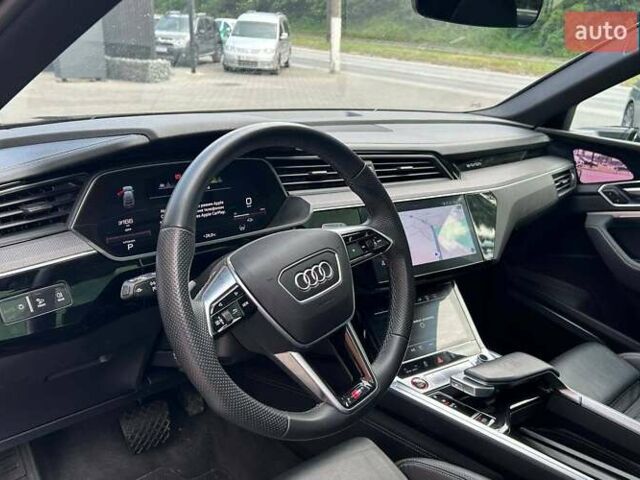 Чорний Ауді E-Tron, об'ємом двигуна 0 л та пробігом 83 тис. км за 43000 $, фото 12 на Automoto.ua