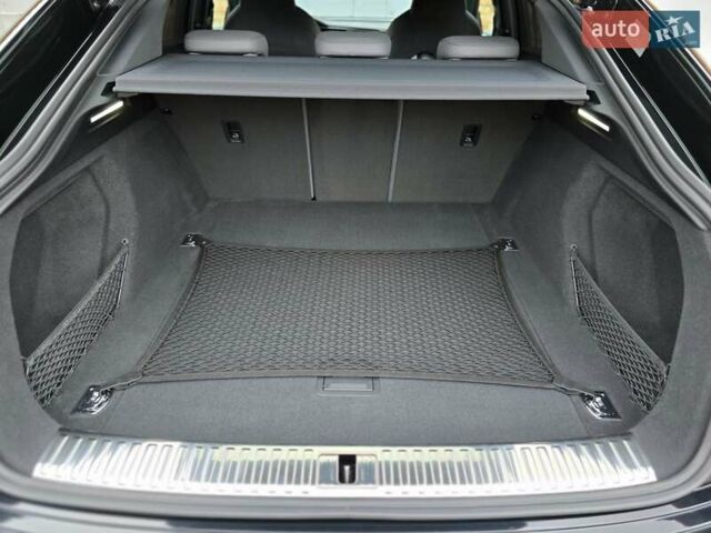 Черный Ауди E-Tron, объемом двигателя 0 л и пробегом 40 тыс. км за 48888 $, фото 77 на Automoto.ua