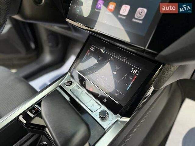 Черный Ауди E-Tron, объемом двигателя 0 л и пробегом 150 тыс. км за 31950 $, фото 63 на Automoto.ua
