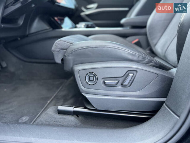 Черный Ауди E-Tron, объемом двигателя 0 л и пробегом 65 тыс. км за 45500 $, фото 12 на Automoto.ua