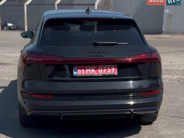 Черный Ауди E-Tron, объемом двигателя 0 л и пробегом 29 тыс. км за 38999 $, фото 2 на Automoto.ua