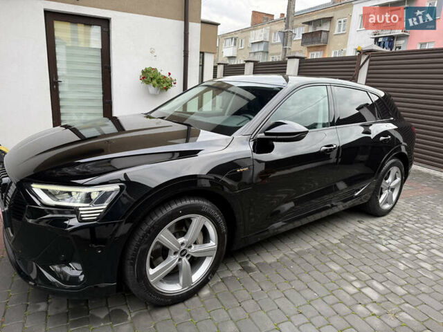 Черный Ауди E-Tron, объемом двигателя 0 л и пробегом 64 тыс. км за 31700 $, фото 7 на Automoto.ua