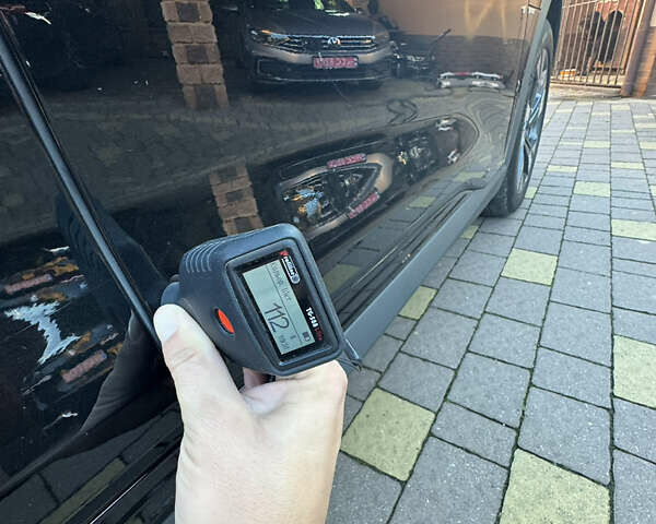 Черный Ауди E-Tron, объемом двигателя 0 л и пробегом 129 тыс. км за 27777 $, фото 44 на Automoto.ua