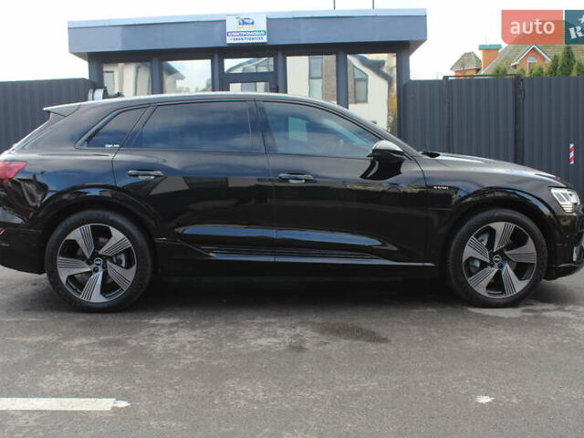 Черный Ауди E-Tron, объемом двигателя 0 л и пробегом 41 тыс. км за 38800 $, фото 6 на Automoto.ua