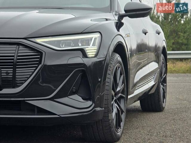 Черный Ауди E-Tron, объемом двигателя 0 л и пробегом 43 тыс. км за 45999 $, фото 16 на Automoto.ua