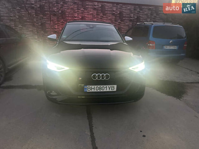 Чорний Ауді E-Tron, об'ємом двигуна 0 л та пробігом 57 тис. км за 41500 $, фото 62 на Automoto.ua