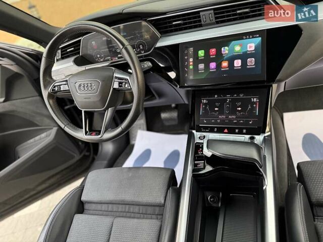 Черный Ауди E-Tron, объемом двигателя 0 л и пробегом 150 тыс. км за 31950 $, фото 59 на Automoto.ua