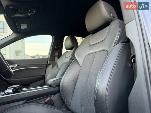 Черный Ауди E-Tron, объемом двигателя 0 л и пробегом 45 тыс. км за 30900 $, фото 29 на Automoto.ua