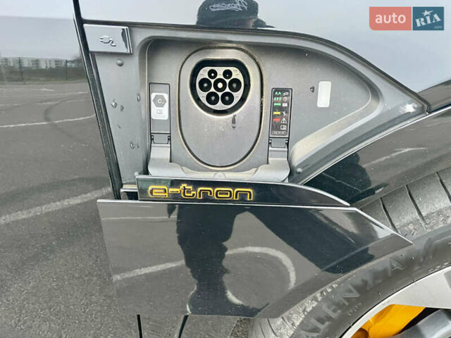 Черный Ауди E-Tron, объемом двигателя 0 л и пробегом 89 тыс. км за 39900 $, фото 22 на Automoto.ua