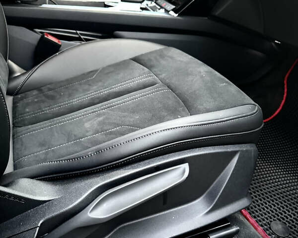 Черный Ауди E-Tron, объемом двигателя 0 л и пробегом 28 тыс. км за 39000 $, фото 55 на Automoto.ua