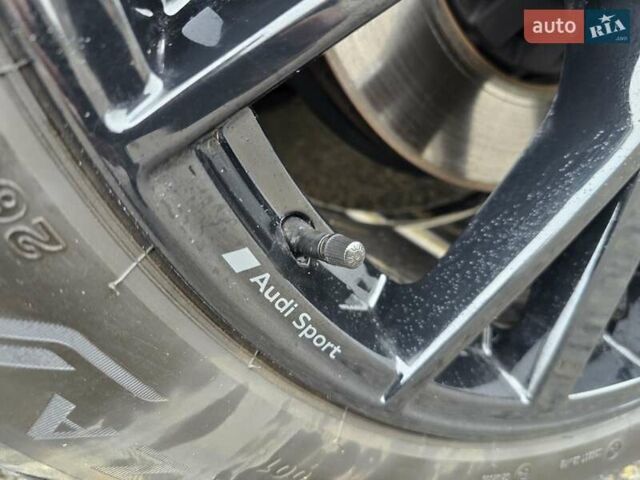 Черный Ауди E-Tron, объемом двигателя 0 л и пробегом 43 тыс. км за 45999 $, фото 22 на Automoto.ua