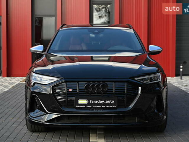 Черный Ауди E-Tron, объемом двигателя 0 л и пробегом 65 тыс. км за 44284 $, фото 17 на Automoto.ua