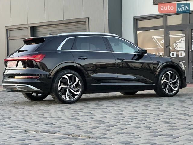 Черный Ауди E-Tron, объемом двигателя 0 л и пробегом 158 тыс. км за 31000 $, фото 31 на Automoto.ua