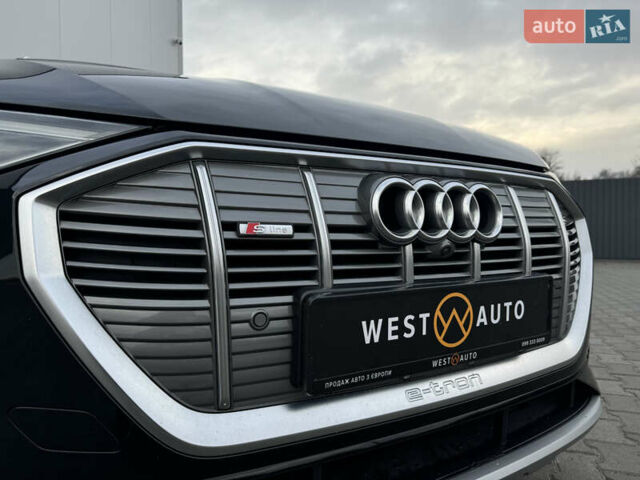 Черный Ауди E-Tron, объемом двигателя 0 л и пробегом 100 тыс. км за 38500 $, фото 12 на Automoto.ua