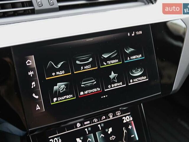 Чорний Ауді E-Tron, об'ємом двигуна 0 л та пробігом 78 тис. км за 43000 $, фото 20 на Automoto.ua