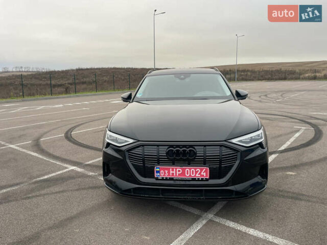 Черный Ауди E-Tron, объемом двигателя 0 л и пробегом 39 тыс. км за 39950 $, фото 2 на Automoto.ua