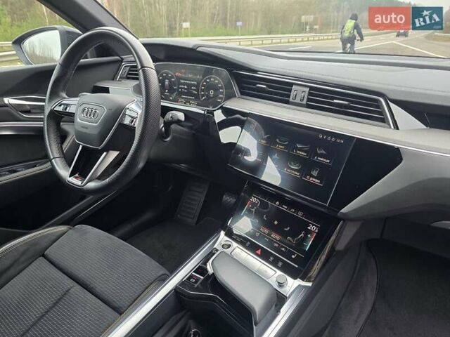 Черный Ауди E-Tron, объемом двигателя 0 л и пробегом 43 тыс. км за 45999 $, фото 84 на Automoto.ua