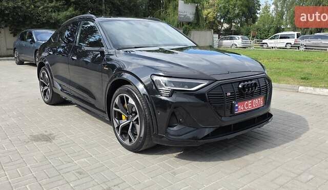 Ауди E-Tron 2022 в Тернополе на Automoto.ua Черный Ауди E-Tron, объемом двигателя 0 л и пробегом 99 тыс. км за 45500 $, фото 1 на Automoto.ua