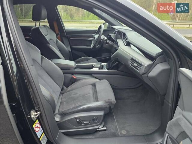 Черный Ауди E-Tron, объемом двигателя 0 л и пробегом 43 тыс. км за 45999 $, фото 75 на Automoto.ua