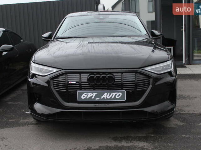 Черный Ауди E-Tron, объемом двигателя 0 л и пробегом 41 тыс. км за 38800 $, фото 11 на Automoto.ua