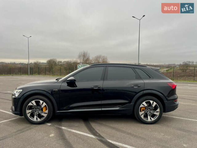Черный Ауди E-Tron, объемом двигателя 0 л и пробегом 39 тыс. км за 39950 $, фото 4 на Automoto.ua
