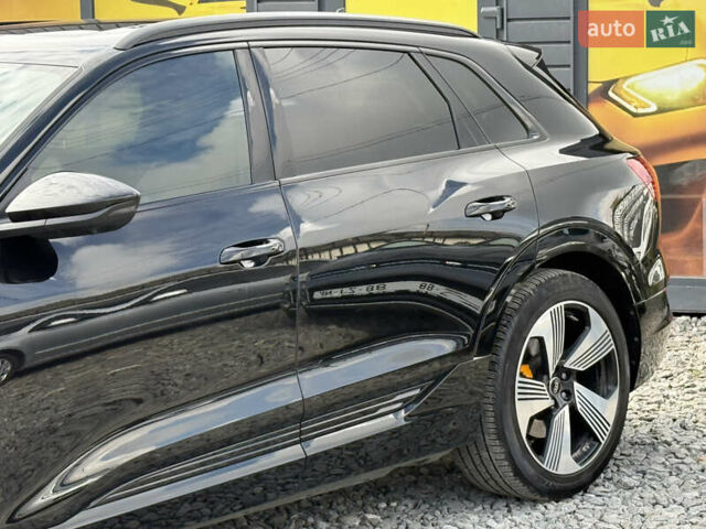 Черный Ауди E-Tron, объемом двигателя 0 л и пробегом 80 тыс. км за 34500 $, фото 19 на Automoto.ua